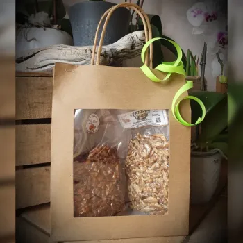 Coffret 200g de noix décortiquées (cerneaux) et 200g d'Apéri'Drômois