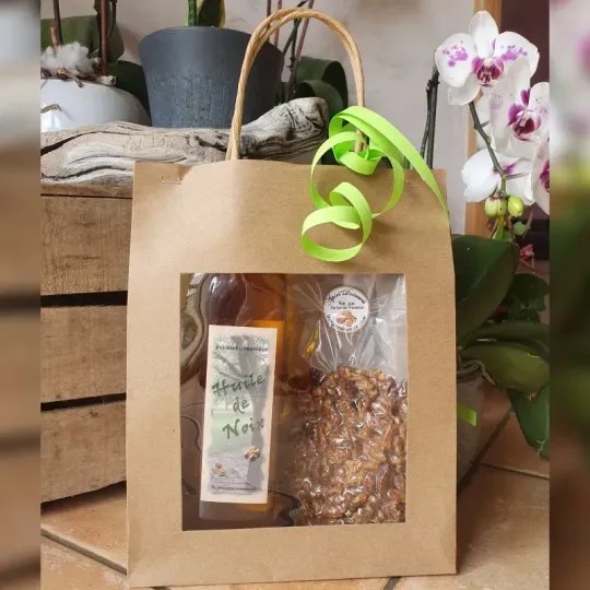 Coffret 200g d'Apéri'Drômois et 1 bouteille d’huile de noix de 50cl